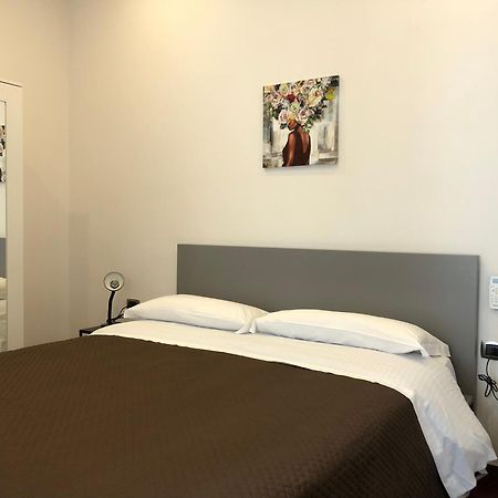 Bruno House Bed & Breakfast Napoli Exterior foto